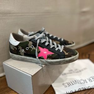 GOLDEN GOOSE SUPERSTARS size 38/ size 8